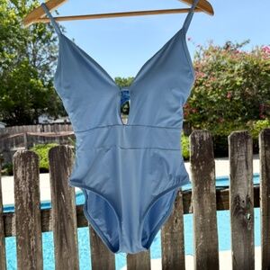 Becca Standard Color Code One-Piece Swimsuit Plunge-Neck Open-back Medium Blue